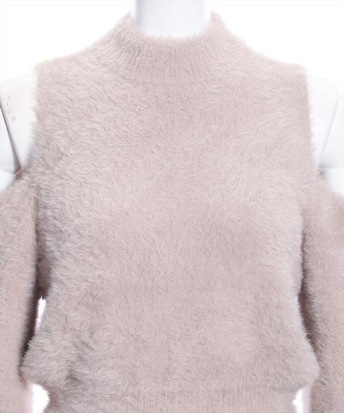 clear（クリア）の「フェザーオープンショルダーニットトップス（ニット/セーター・レディース・ピンクベージュ/アイボリー/ブラック/グレイッシュベージュ・F）」の9枚目の写真