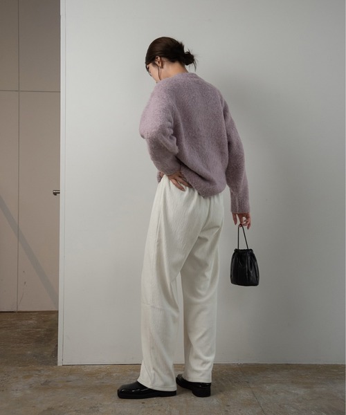 Amiur（エミレ）の「crew neck shaggy knit（ニット/セーター・レディース・パープル/モカ/ライトグレー・FREE）」の8枚目の写真