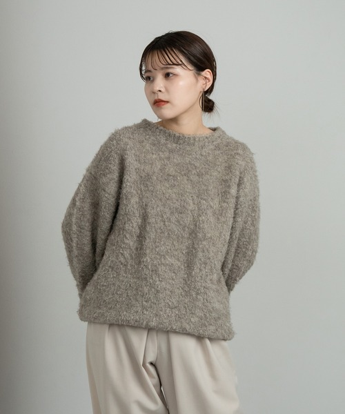 Amiur（エミレ）の「crew neck shaggy knit（ニット/セーター・レディース・パープル/モカ/ライトグレー・FREE）」の16枚目の写真