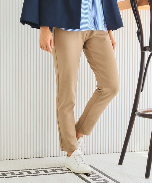 CROSS FUNCTION（クロスファンクション）の「なめらか肌ざわり 裏起毛イージーパンツ【CF/クロスファンクション】（その他パンツ・レディース・ライトインディゴブルー/アイボリー/チャコールグレー/インディゴブルー/ブラック/ピンク/グリーン/ベージュ/ダークグレー/ダークインディゴブルー/ブラック系その他/ブルー・S/L/LL/M）」の6枚目の写真