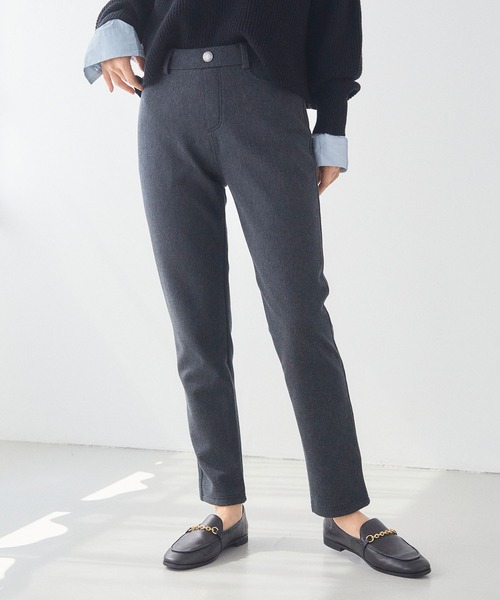 CROSS FUNCTION（クロスファンクション）の「なめらか肌ざわり 裏起毛イージーパンツ【CF/クロスファンクション】（その他パンツ・レディース・ライトインディゴブルー/アイボリー/チャコールグレー/インディゴブルー/ブラック/ピンク/グリーン/ベージュ/ダークグレー/ダークインディゴブルー/ブラック系その他/ブルー・S/L/LL/M）」の5枚目の写真