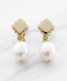 TOCCA（トッカ）の「CLOVER & PEARL EARRINGS 淡水バロックパールイヤリング（イヤリング）」