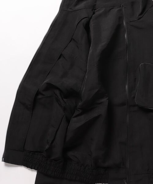 wee9s(ウィークス)の「mulch way nylon blouson / ブルゾンかと思いきや袖が取れてベストにもなるマルチウェイナイロンブルゾン(ブルゾン・レディース・ブラック・FREE)」の3枚目の写真