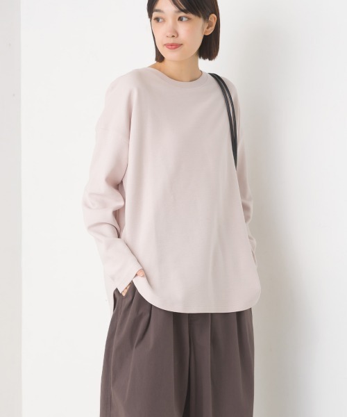 OMNES(オムネス)の「リップルダブルフェイス裾ラウンド長袖Tシャツ(Tシャツ/カットソー・レディース・ホワイト/ブラック/グレー/ベージュ/モカ/ブルー/ピンク・FREE)」の7枚目の写真