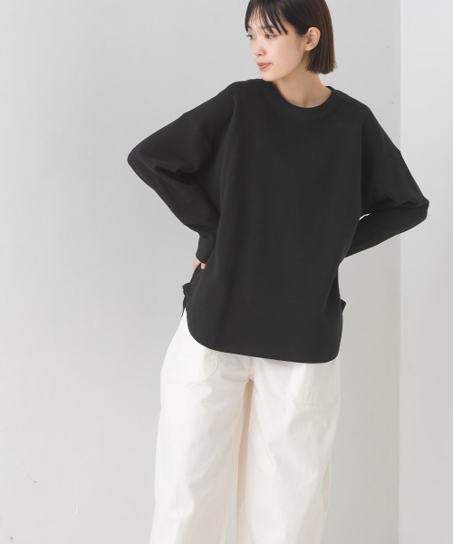 OMNES(オムネス)の「リップルダブルフェイス裾ラウンド長袖Tシャツ(Tシャツ/カットソー・レディース・ホワイト/ブラック/グレー/ベージュ/モカ/ブルー/ピンク・FREE)」の3枚目の写真