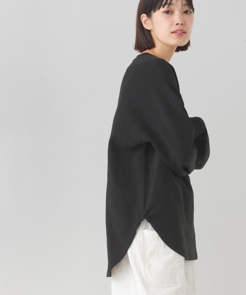 OMNES(オムネス)の「リップルダブルフェイス裾ラウンド長袖Tシャツ(Tシャツ/カットソー・レディース・ホワイト/ブラック/グレー/ベージュ/モカ/ブルー/ピンク・FREE)」の14枚目の写真