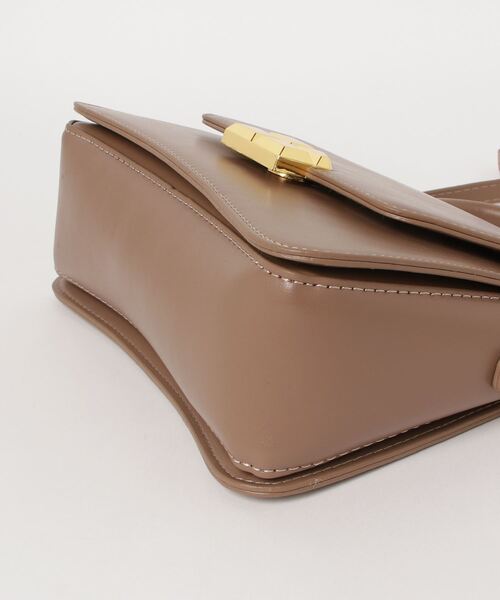 MAISON BREEZE(メゾンブリーズ)の「【MAISON BREEZE】PUレザー 2wayワンハンドルミニショルダー KNF049(ハンドバッグ・レディース・ブラウン/ホワイト/ブラック・FREE)」の4枚目の写真