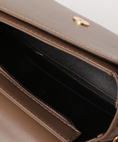 MAISON BREEZE(メゾンブリーズ)の「【MAISON BREEZE】PUレザー 2wayワンハンドルミニショルダー KNF049(ハンドバッグ・レディース・ブラウン/ホワイト/ブラック・FREE)」の5枚目の写真