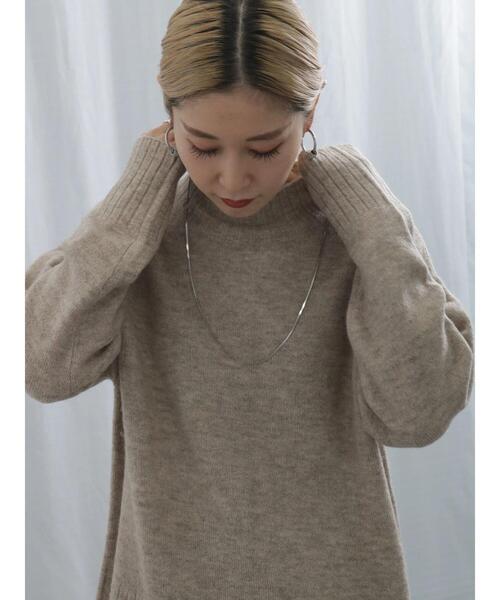 Samansa Mos2 blue（サマンサモスモスブルー）の「ヤクタッチモックネックニット（ニット/セーター・レディース・キナリ/ベージュ/グリーン/ブルー/イエロー・F）」の2枚目の写真