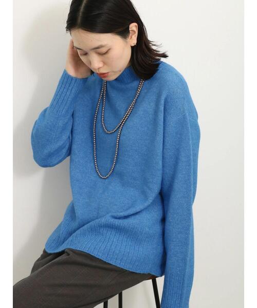 Samansa Mos2 blue（サマンサモスモスブルー）の「ヤクタッチモックネックニット（ニット/セーター・レディース・キナリ/ベージュ/グリーン/ブルー/イエロー・F）」の4枚目の写真