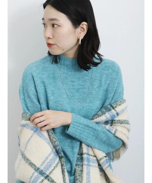 Samansa Mos2 blue（サマンサモスモスブルー）の「ヤクタッチモックネックニット（ニット/セーター・レディース・キナリ/ベージュ/グリーン/ブルー/イエロー・F）」の16枚目の写真