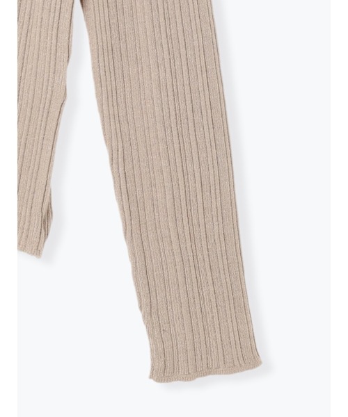 Te chichi TERRASSE（テチチテラス）の「ランダムリブバックパールタートルニット（ニット/セーター・レディース・ベージュ/ブラック/オフホワイト・F）」の7枚目の写真