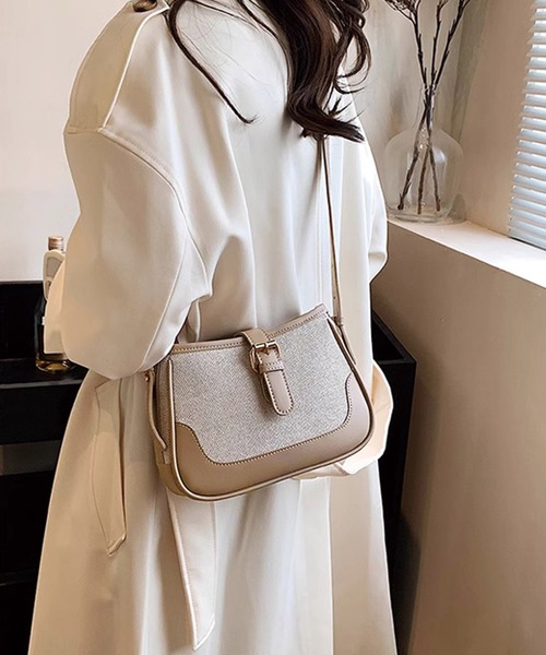 Dita Muaj.(ディータムアージュ)の「【2way】ベルトバックルショルダーバッグ/ハンドバッグ(ショルダーバッグ・レディース・アイボリー/ブラック/ベージュ・FREE)」の6枚目の写真