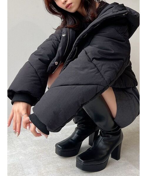 RESEXXY（リゼクシー）の「パファーブルゾン（ブルゾン・レディース・ブラック/ホワイト・FREE）」の2枚目の写真