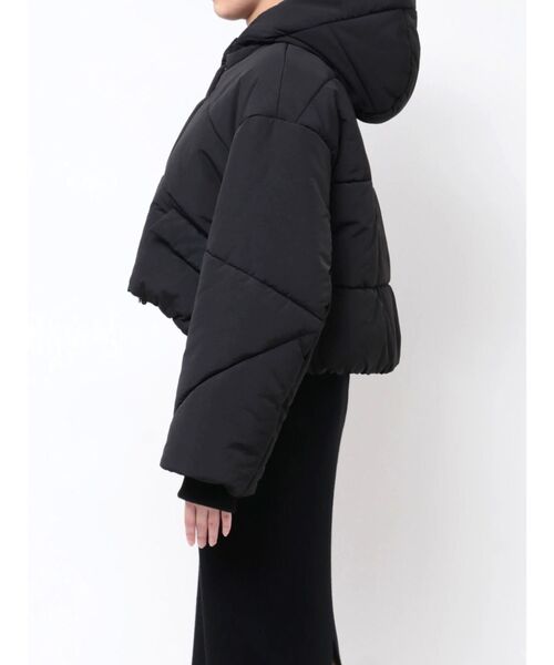 RESEXXY（リゼクシー）の「パファーブルゾン（ブルゾン・レディース・ブラック/ホワイト・FREE）」の6枚目の写真