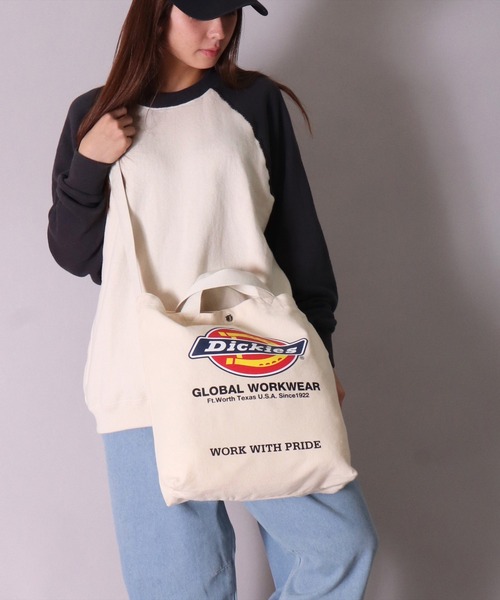 Dickies(ディッキーズ)の「(GA)【Dickies】ブランドロゴマーク 2WAY キャンバス ショルダー & トートバッグ(トートバッグ・メンズ・アイボリー系3/アイボリー系1/アイボリー系4/アイボリー系2・ONE SIZE)」の2枚目の写真