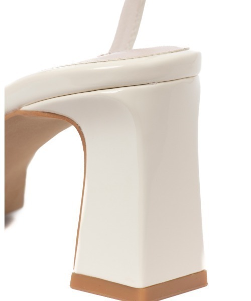 R&E(アールアンドイー)の「【REZOY】ポインテッドトゥアンクルストラップパンプス(パンプス・レディース・ブラック/アイボリー/ベージュ系その他・22cm/22.5cm/23cm/23.5cm/24cm/24.5cm)」の11枚目の写真