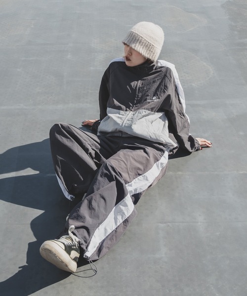 kutir（クティール）の「【3サイズ展開】配色ナイロンパンツ（その他パンツ・レディース・グレー/ブラック/ネイビー・MEDIUM/SMALL/LARGE）」の21枚目の写真