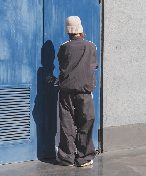 kutir（クティール）の「【3サイズ展開】配色ナイロンパンツ（その他パンツ・レディース・グレー/ブラック/ネイビー・MEDIUM/SMALL/LARGE）」の20枚目の写真