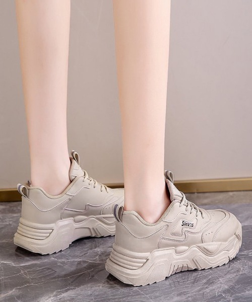 Miniministore(ミニミニストア)の「厚底ダッドスニーカー レースアップ 美脚(スニーカー・レディース・ホワイト/ベージュ/ブラック・24.0cm/23.5cm/23.0cm/22.5cm/24.5cm)」の15枚目の写真
