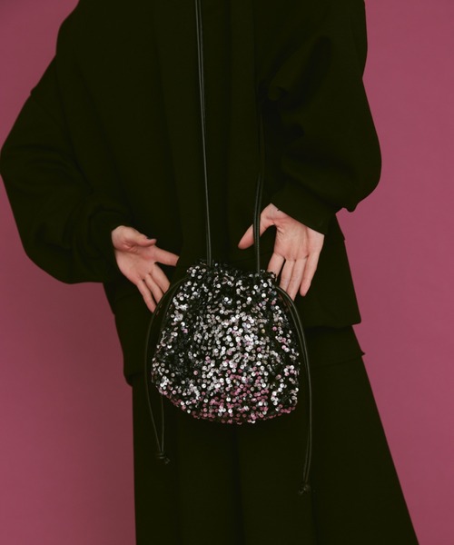 manana suerte（マニャーナスエルテ）の「スパンコール巾着バッグ（ショルダーバッグ・レディース・グリーン/シルバー/ブラック・FREE）」の18枚目の写真