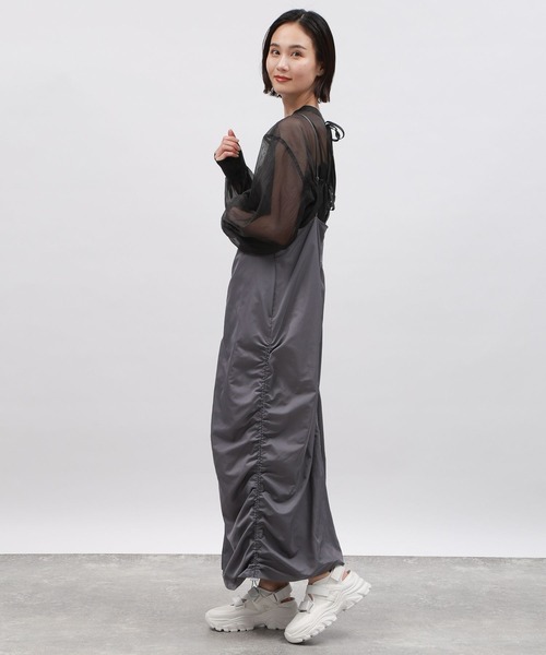 LAKOLE（ラコレ）の「カーゴキャミワンピース / 108226（ワンピース・レディース・カーキ/ブラック/チャコールグレー・MEDIUM/SMALL）」の13枚目の写真