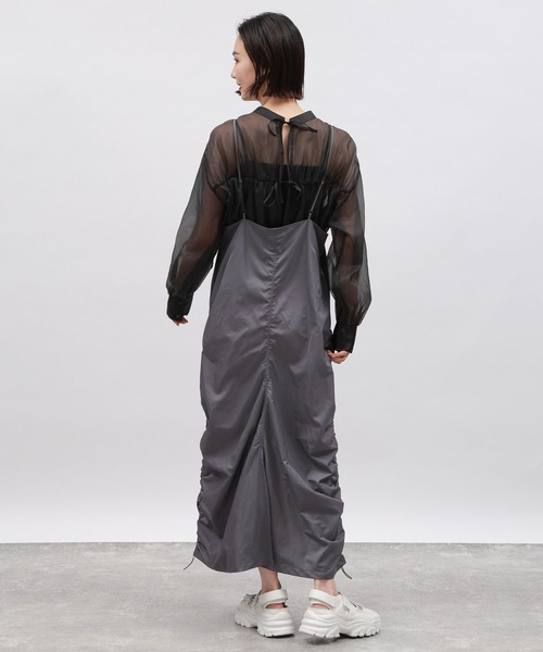 LAKOLE（ラコレ）の「カーゴキャミワンピース / 108226（ワンピース・レディース・カーキ/ブラック/チャコールグレー・MEDIUM/SMALL）」の14枚目の写真