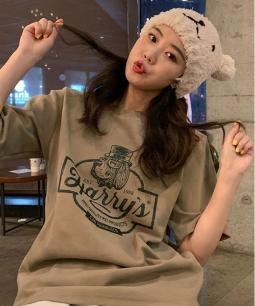 kirakiraShop(キラキラショップ)の「ヴィンテージ ロゴ プリント Tシャツ(Tシャツ/カットソー・レディース・グリーン/ホワイト/ブラウン系その他/チャコール・L/M/XL)」の4枚目の写真