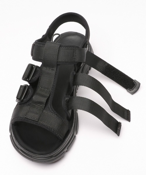 LEPSIM(レプシィム)の「テープベルトグルカサンダル 996289(サンダル・レディース・アイボリー/ブラック/カーキ・LARGE/MEDIUM)」の15枚目の写真