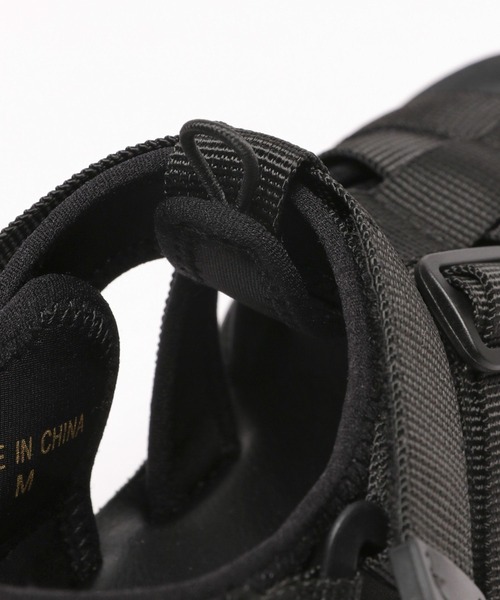 LEPSIM(レプシィム)の「テープベルトグルカサンダル 996289(サンダル・レディース・アイボリー/ブラック/カーキ・LARGE/MEDIUM)」の7枚目の写真