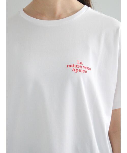 Te chichi(テチチ)の「ワンポイント刺繍Tシャツ(Tシャツ/カットソー・レディース・レッド/ゴールド/シルバー・F)」の10枚目の写真