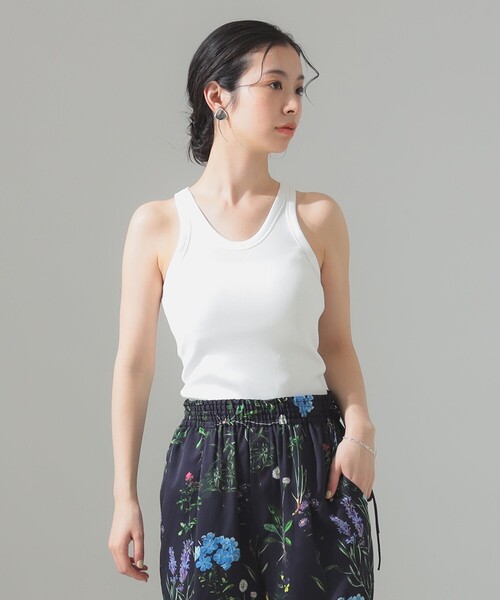 Demi-Luxe BEAMS(デミルクス ビームス)の「丸胴 テレコ タンクトップ(タンクトップ・レディース・ブラック/レッド系その他6/ベージュ/ホワイト/ホワイト系その他2・ONE SIZE)」の10枚目の写真