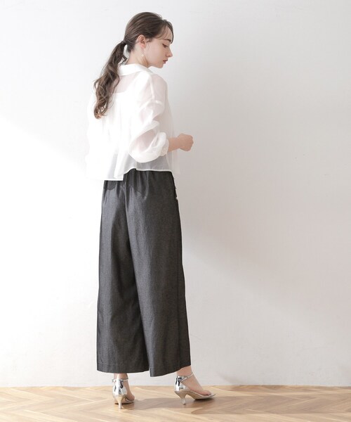 couture brooch（クチュールブローチ）の「◆新色追加【洗える】パール調釦シャンブレーデニムライクパンツ（その他パンツ・レディース・ライトブルー/ネイビー/ブラック・40/38/36/42）」の15枚目の写真