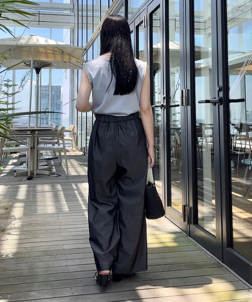 couture brooch（クチュールブローチ）の「◆新色追加【洗える】パール調釦シャンブレーデニムライクパンツ（その他パンツ・レディース・ライトブルー/ネイビー/ブラック・40/38/36/42）」の21枚目の写真