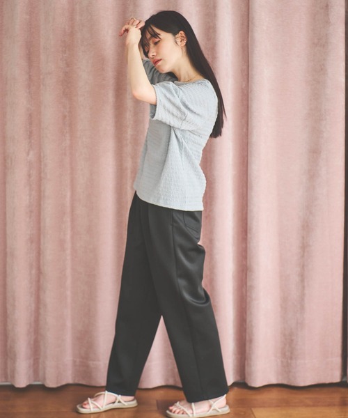 mil(ミル)の「【150㎝前後の小柄さんサイズ】ぽこぽこランタンスリーブトップス【さらっと涼しい】(Tシャツ/カットソー・レディース・モカ/オフホワイト/サックスブルー/ブラック/チャコール/ブルー・S/XS)」の18枚目の写真