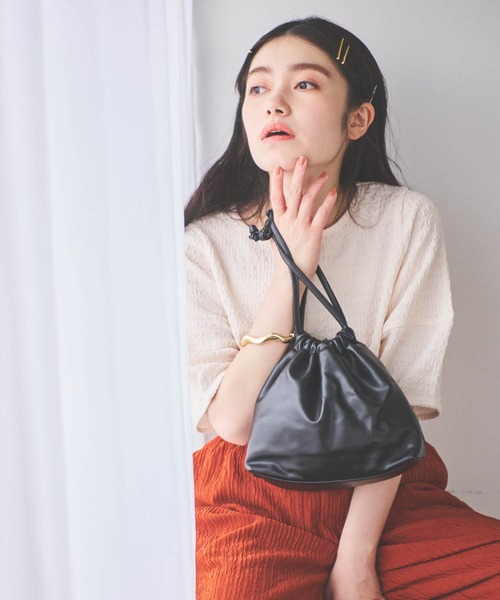 mil(ミル)の「【150㎝前後の小柄さんサイズ】ぽこぽこランタンスリーブトップス【さらっと涼しい】(Tシャツ/カットソー・レディース・モカ/オフホワイト/サックスブルー/ブラック/チャコール/ブルー・S/XS)」の11枚目の写真