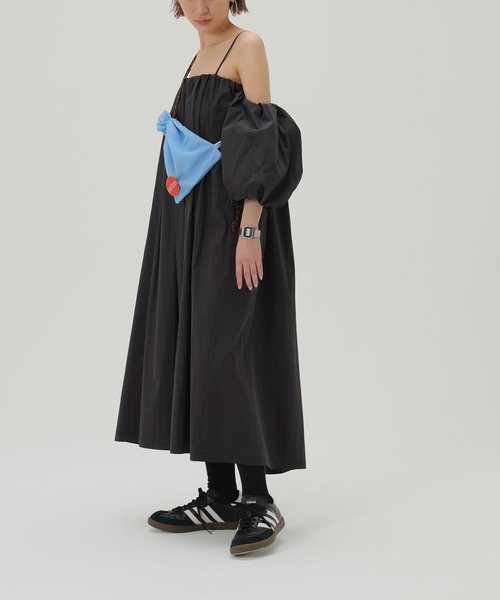 SLOBE citron.（スローブシトロン）の「SLOBE citron. 缶バッチ付きメッシュBAG（ショルダーバッグ・レディース・オレンジ/ブルー/パープル・FREE）」の5枚目の写真