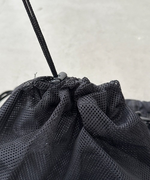 CLEA(クレア)の「メッシュ袋付き 2WAY ナップザック/リュック(バックパック/リュック・レディース・ブラック・FREE)」の8枚目の写真