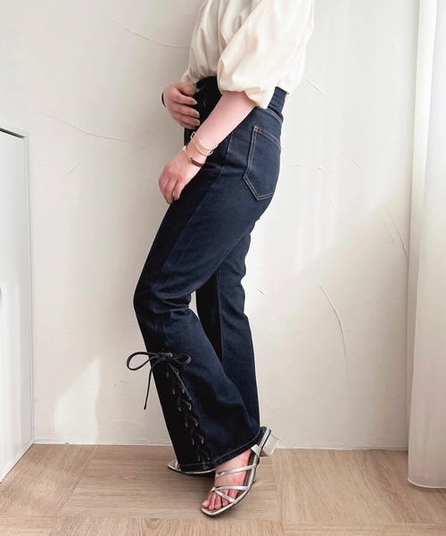 apres jour（アプレジュール）の「ハイウエストレースアップデニムパンツ【ZOZOTOWN限定アイテム】（デニムパンツ・レディース・ブルー系その他/インディゴブルー・X-LARGE/MEDIUM/SMALL）」の15枚目の写真