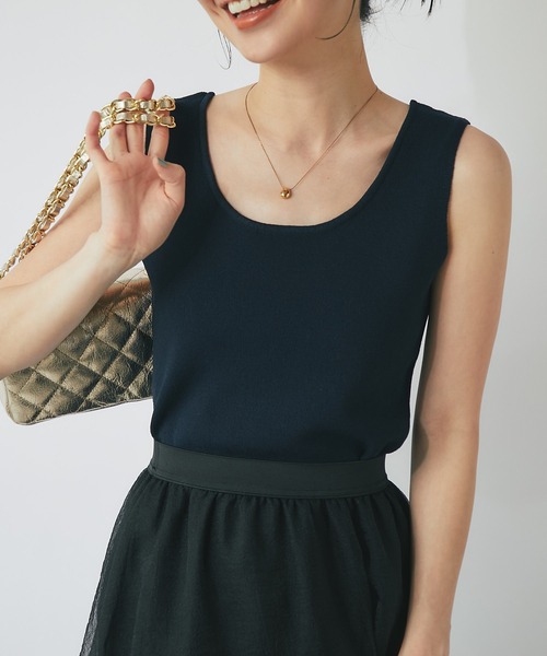 La boutique BonBon（ラブティックボンボン）の「【前後2WAY】ニットタンク（タンクトップ・レディース・ブラック/チャコールグレー/ホワイト/ネイビー/モカ・FREE）」の5枚目の写真