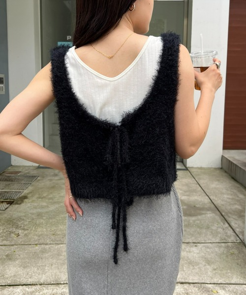 CIAOPANIC TYPY（チャオパニックティピー）の「【WEB限定】ミックスフェザーヤーン2WAYリボンニットビスチェ（ベスト・レディース・カーキ/オフホワイト/レッド/グレー/ブラック・ONE SIZE）」の16枚目の写真