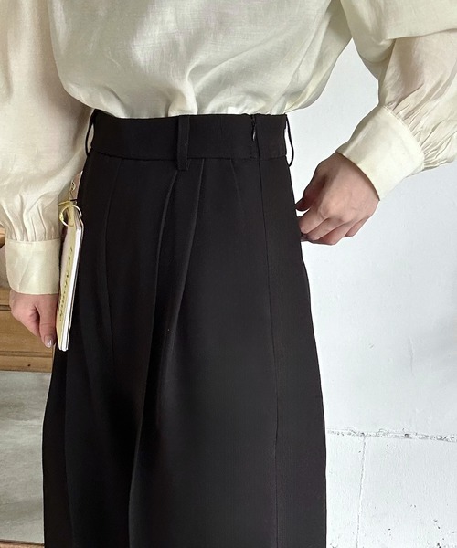 LAUIR（ラウアー）の「ハイウエストワイドスラックス[高身長サイズMT有り]（スラックス・レディース・チャコール/ブラック/ライトベージュ・MEDIUM/LARGE/MT）」の6枚目の写真