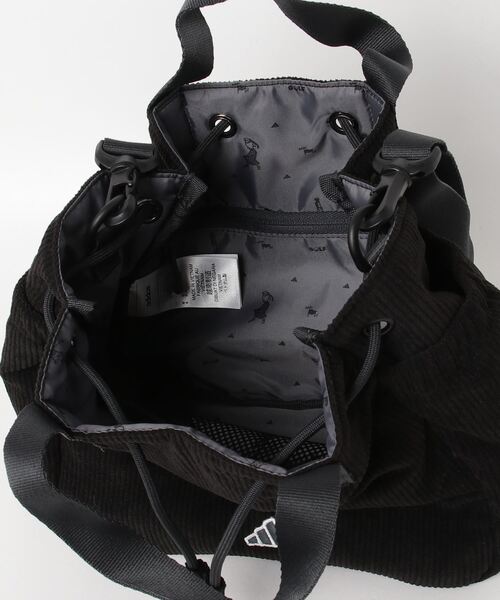 adidas（アディダス）の「コーデュロイ ラウンドバッグ【adidas