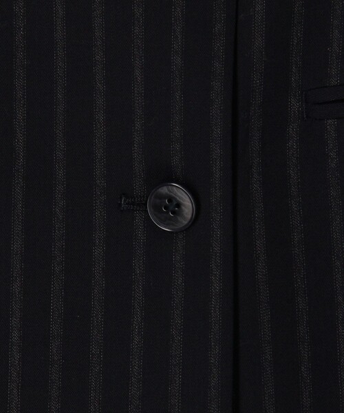 ストライプギャバ ダブルテーラードジャケット（ダウンジャケット