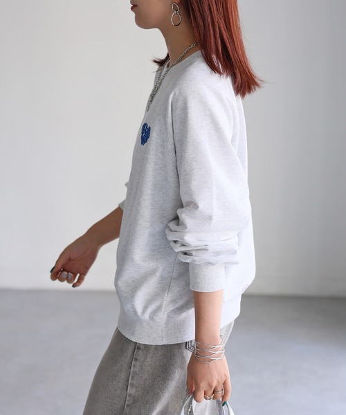 Riberry（リベリー）の「ハートロゴラメ刺繍ラグランスウェットトレーナー（スウェット・レディース・ホワイト×レッド/ホワイト×ブラック/ライトグレー系/ブラック×ホワイト/ブラック×レッド/ライトグレー系1/ライトグレー系2・FREE）」の15枚目の写真