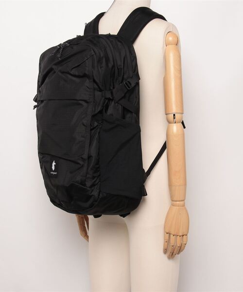 Cotopaxi（コトパクシ）の「【Cotopaxi】MENTE 32L DAYPACK CADA DIA / メンテ 32リットルデイパックカダディア（バックパック/リュック・メンズ・ブラック・FREE）」の5枚目の写真