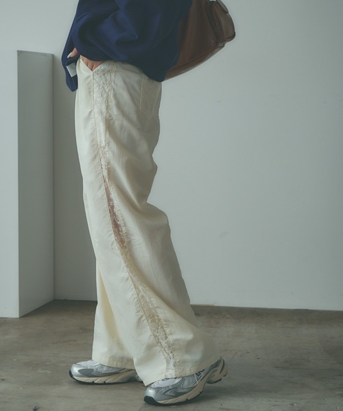 BLANK　（ブランク）の「▲Side Lace Track Pants / サイドレーストラックパンツ（その他パンツ・レディース・ホワイト・M/L）」の6枚目の写真