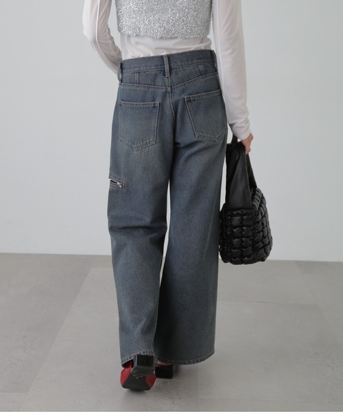 FREE'S MART(フリーズマート)の「ローライズパネルカットデニム(デニムパンツ・レディース・ケミカルウォッシュ/ブルー系その他・SMALL/MEDIUM)」の8枚目の写真