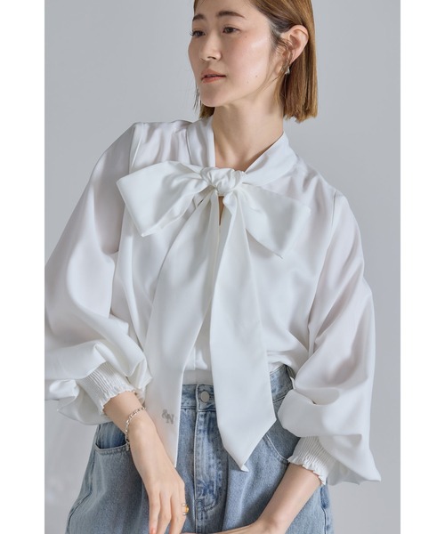 部屋の掃除中 前後2WAYラメエンブロイダリーボウタイブラウス（シャツ/ブラウス