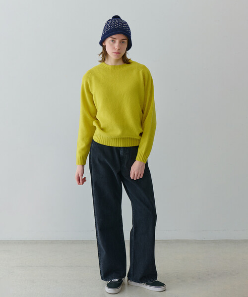 Morris & Sons（モリスアンドサンズ）の「MORRIS & SONS | ジーロンラム クルーネックニット WOMEN（ニット/セーター・レディース・ブラック/グレイッシュベージュ/ライトブルー/ブルー/ターコイズブルー/レッド/オートミール/ネイビー/ベージュ/イエロー・00/0）」の11枚目の写真